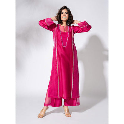 THE AARYA Fuchsia Pink Handwoven Chanderi and Organza Embroidered Kurta (Set of 4)
