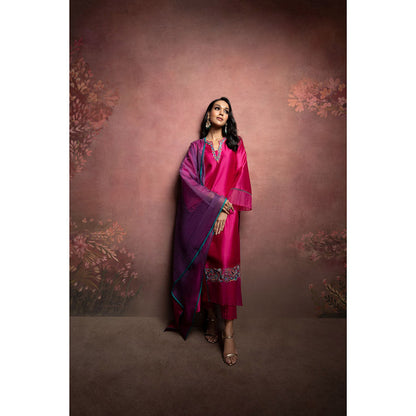 THE AARYA Pink Handwoven Chanderi Embroidered Kurta (Set of 3)