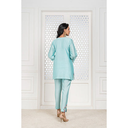 THE AARYA Aqua Blue Handwoven Chanderi Embroidered Short Kurta (Set of 3)