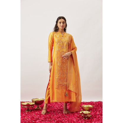 THE AARYA Orange Handwoven Chanderi Kurta with Pant and Dupatta (Set of 3)