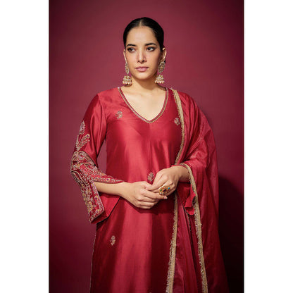 THE AARYA Red Arwa Embellished Kurta with Palazzo and Dupatta (Set of 3)