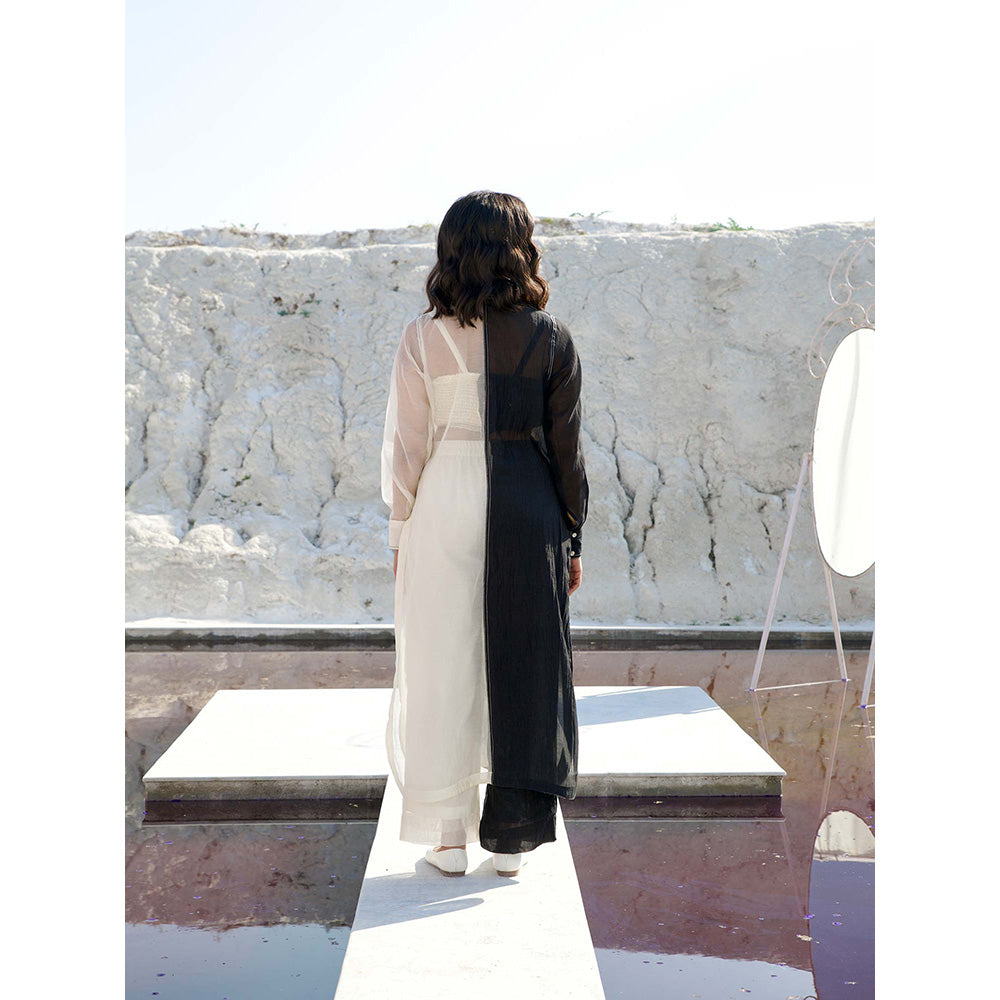 The Loom Art Yin Yang Black and White Shirt Bralette with Pant (Set of 3)