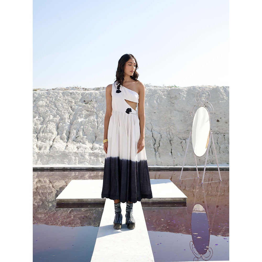 The Loom Art White Raven Dress - Black
