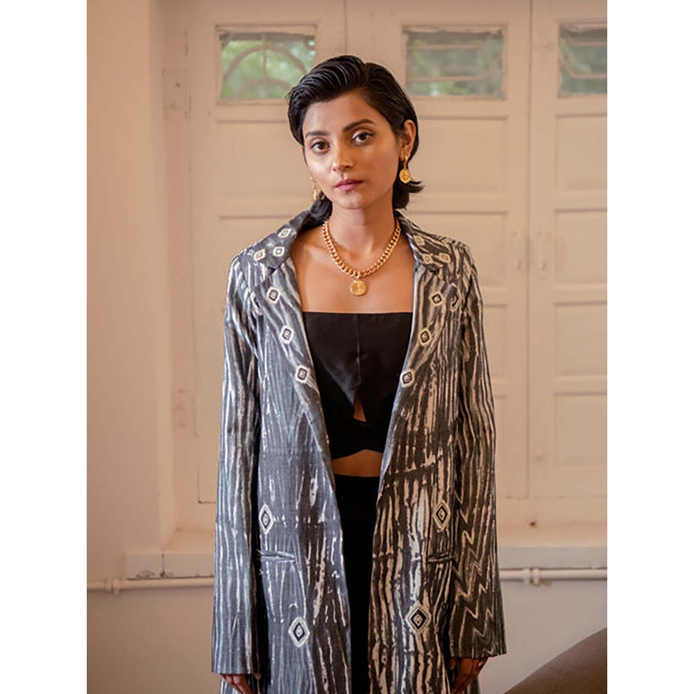 The Loom Art Luna Black Blazer Jacket With Crop Top And Pant