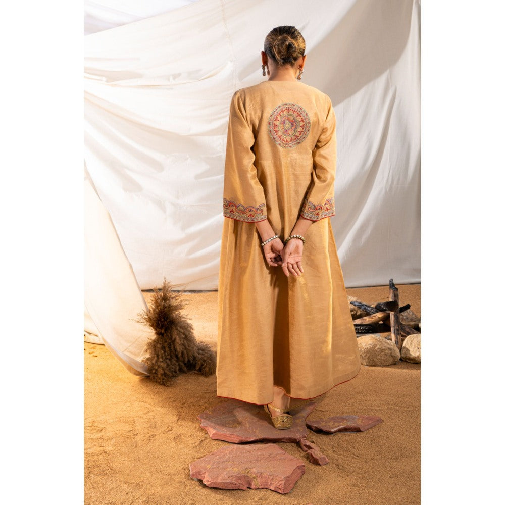 The White Tree Studio Beige Handloom Zari Embroidered Kurta with Pant & Inner (Set of 3)