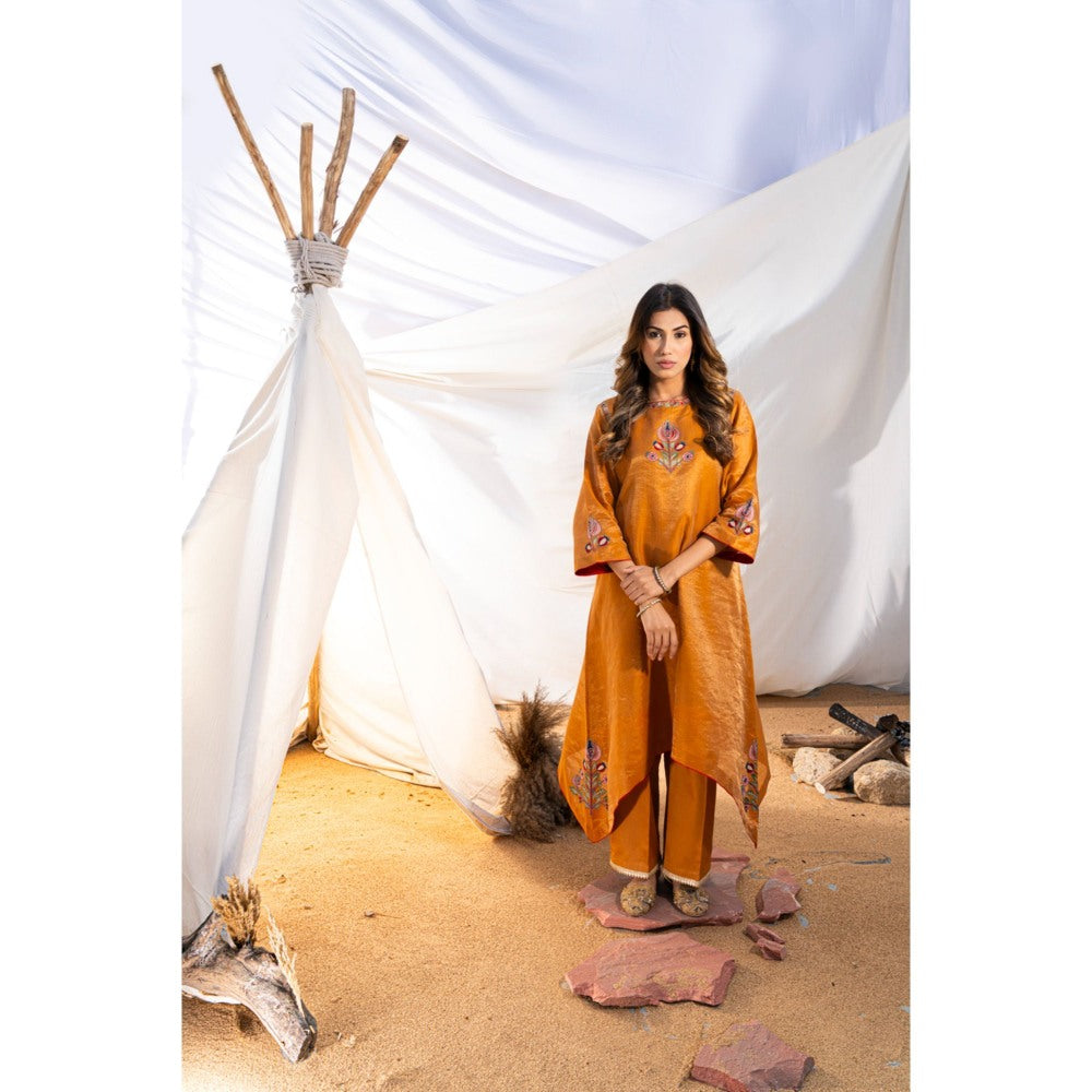 The White Tree Studio Rust Handloom Zari Embroidered Kurta with Pant & Inner (Set of 3)