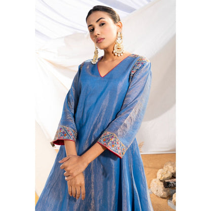 The White Tree Studio Blue Handloom Zari Embroidered Kurta with Pant & Inner (Set of 3)