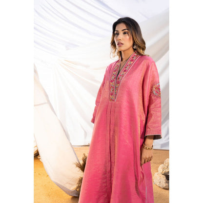 The White Tree Studio Pink Handloom Zari Embroidered Kurta with Pant & Inner (Set of 3)