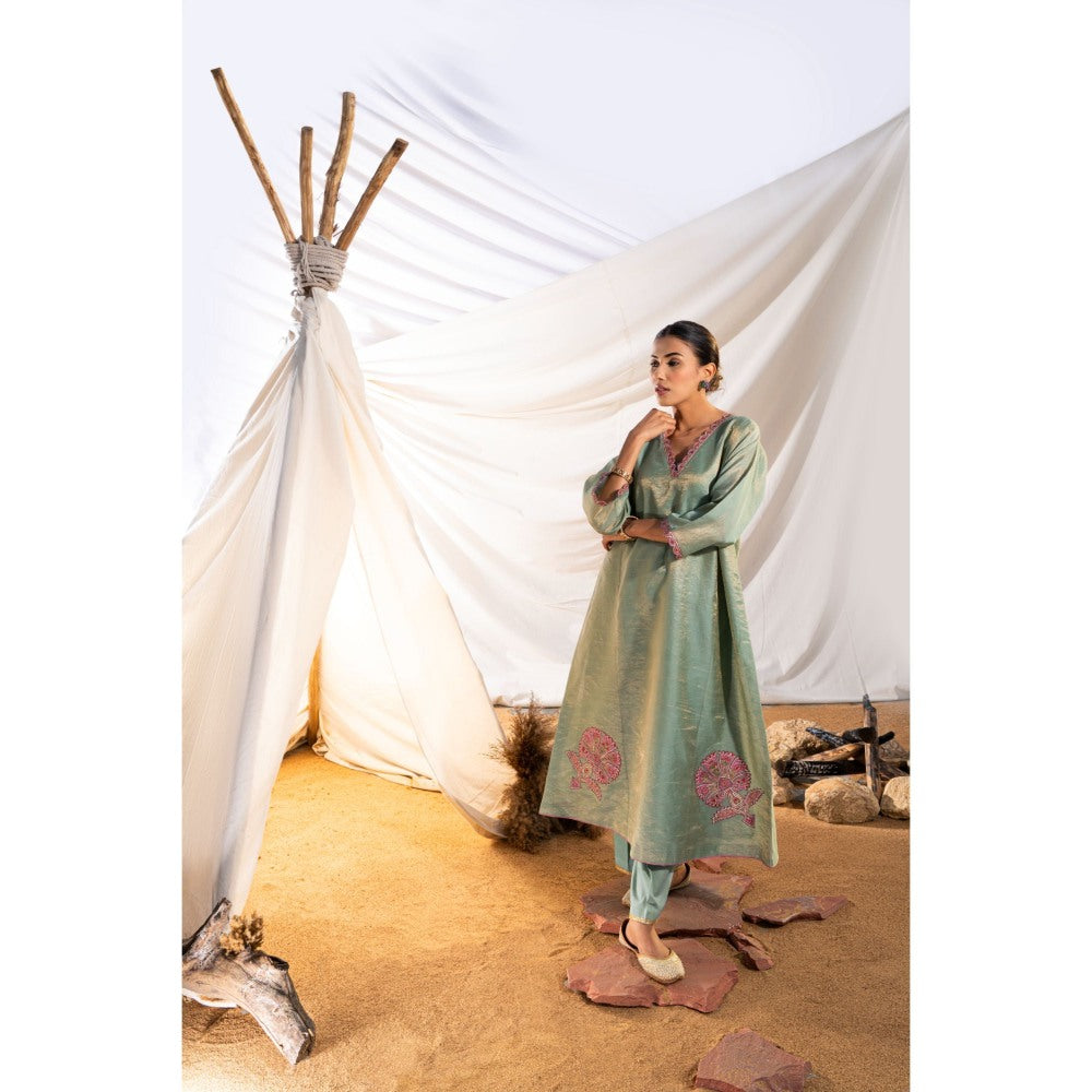 The White Tree Studio Green Handloom Zari Embroidered Kurta with Pant & Inner (Set of 3)