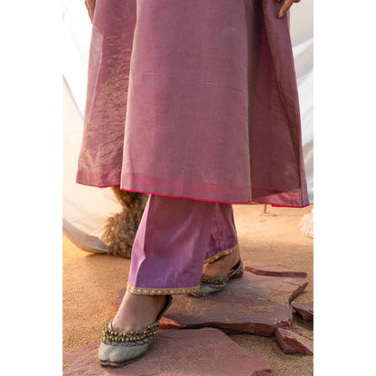 The White Tree Studio Mauve Handloom Zari Embroidered Kurta with Pant & Inner (Set of 3)