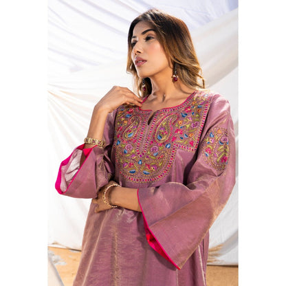 The White Tree Studio Mauve Handloom Zari Embroidered Kurta with Pant & Inner (Set of 3)
