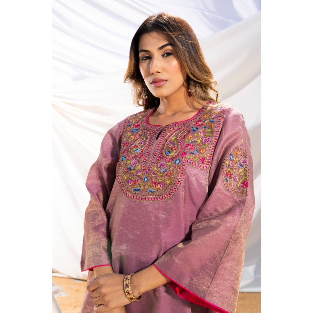 The White Tree Studio Mauve Handloom Zari Embroidered Kurta with Pant & Inner (Set of 3)
