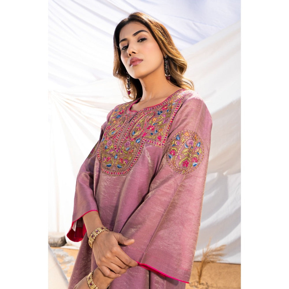 The White Tree Studio Mauve Handloom Zari Embroidered Kurta with Pant & Inner (Set of 3)