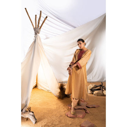 The White Tree Studio Beige Handloom Zari Embroidered Kurta with Pant & Inner (Set of 3)