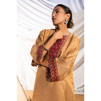 The White Tree Studio Beige Handloom Zari Embroidered Kurta with Pant & Inner (Set of 3)