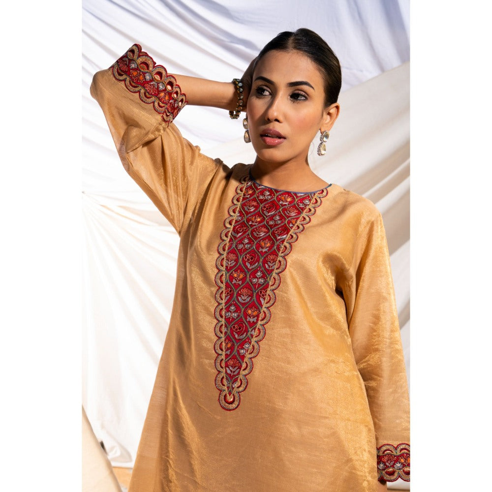 The White Tree Studio Beige Handloom Zari Embroidered Kurta with Pant & Inner (Set of 3)