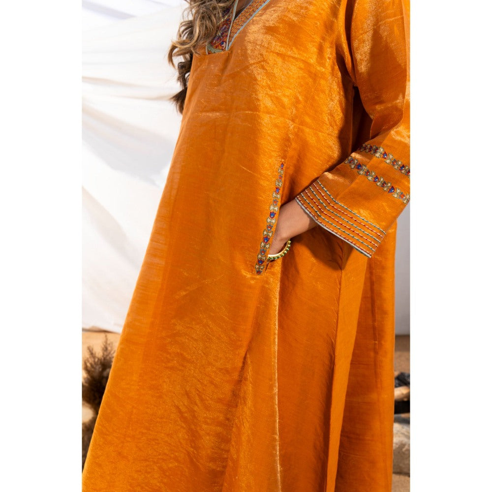 The White Tree Studio Rust Handloom Zari Embroidered Kurta with Pant & Inner (Set of 3)