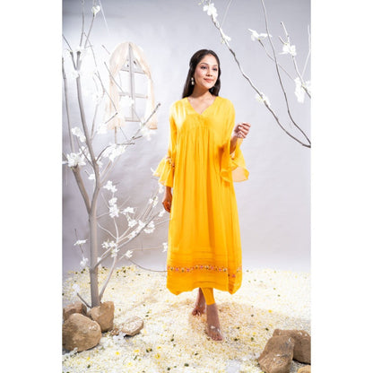 The White Tree Studio Aftab Gathers & Cutwork Organza Border Kurta with Pant & Inner (Set of 3)