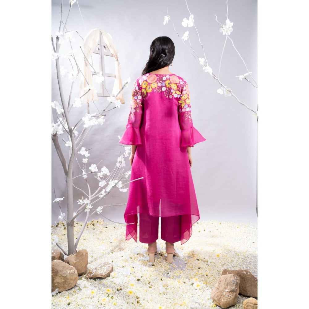 The White Tree Studio Aftab Gathers & Cutwork Border Kurta with Pant & Inner (Set of 3)