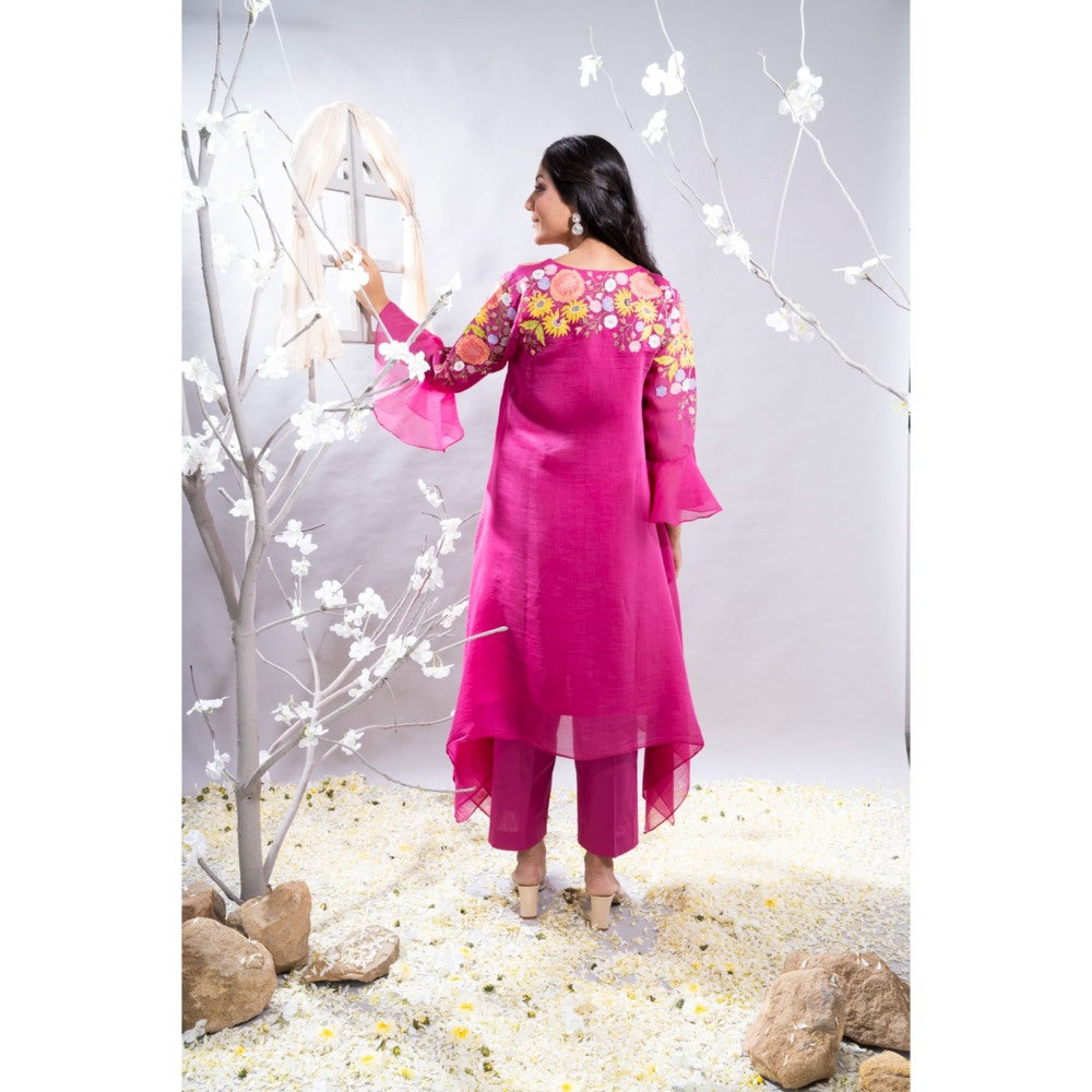 The White Tree Studio Aftab Gathers & Cutwork Border Kurta with Pant & Inner (Set of 3)