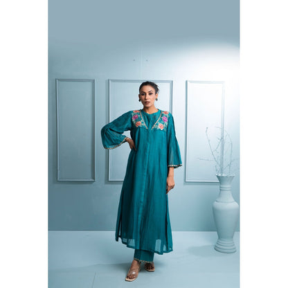 The White Tree Studio Teal Blue Kurta with Inner and Pant (Set of 3)