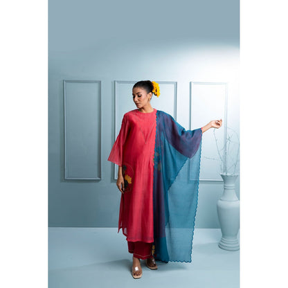 The White Tree Studio Pink Pintuck Kurta with Inner, Pant and Dupatta (Set of 4)