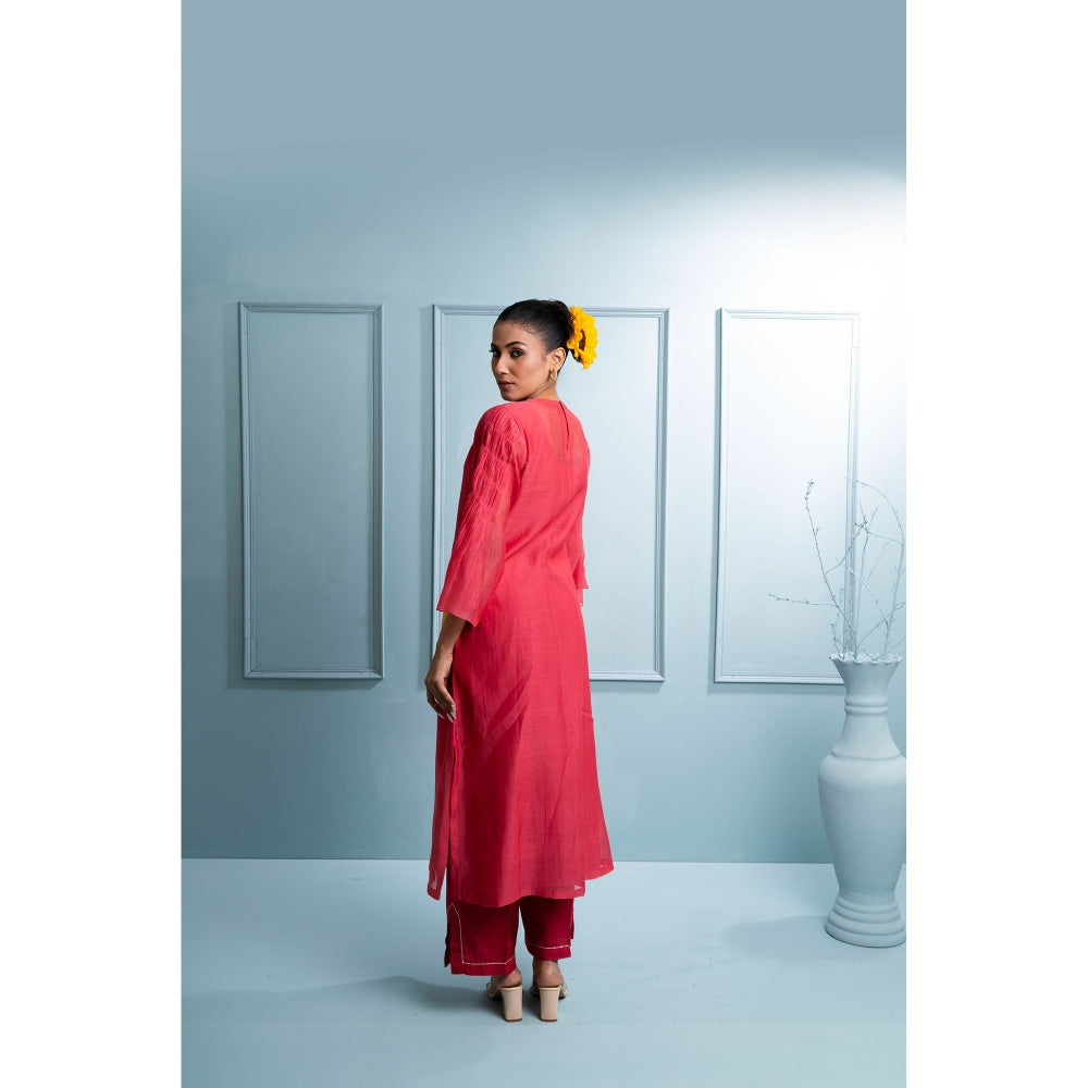 The White Tree Studio Pink Pintuck Kurta with Inner, Pant and Dupatta (Set of 4)