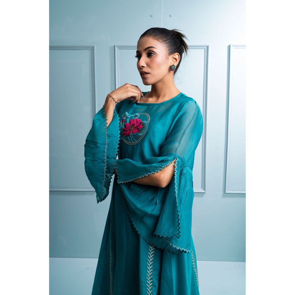 The White Tree Studio Teal Blue Kurta with Inner, Pant and Dupatta (Set of 4)