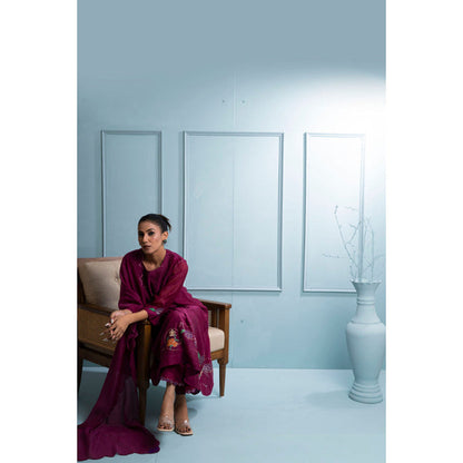 The White Tree Studio Burgundy Chanderi Kurta with Pant and Dupatta
