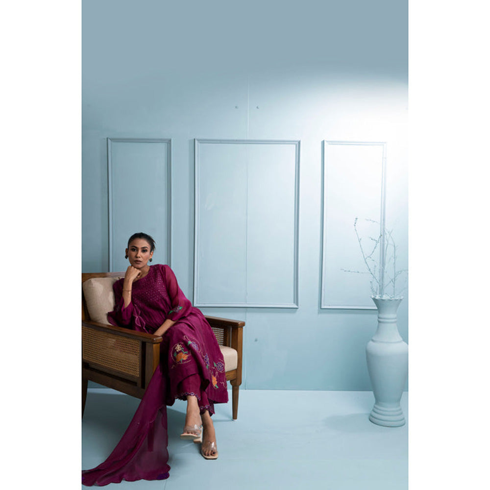 The White Tree Studio Burgundy Chanderi Kurta with Pant and Dupatta