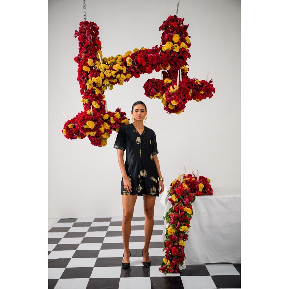 The Dramebaaz Company Vintage Drift Lbd Dress