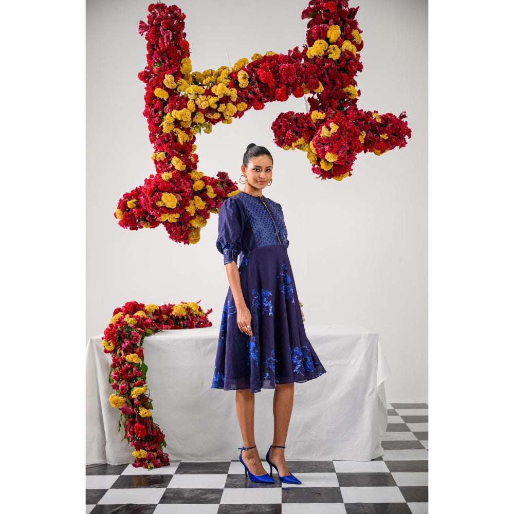 The Dramebaaz Company Admiral Sun Zipper Closure Dress