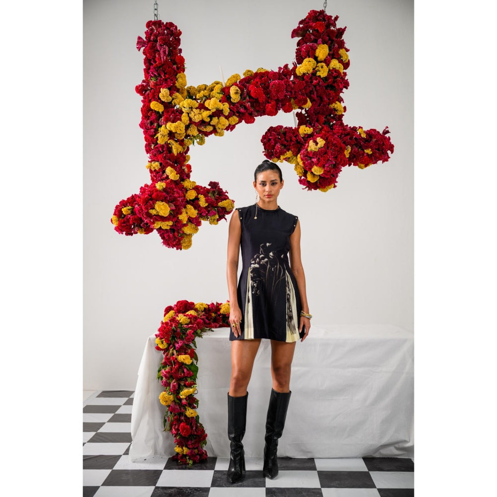 The Dramebaaz Company Retro Rose Floral Printed Mini Dress