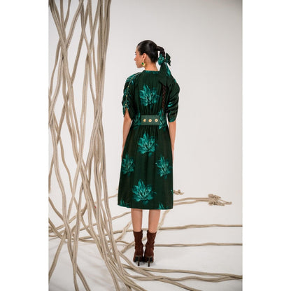 The Dramebaaz Company Green Frost leaf Zipper Closure Midi Dress