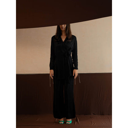 The Burnt Toast Black Criss Cross Sleeve Top