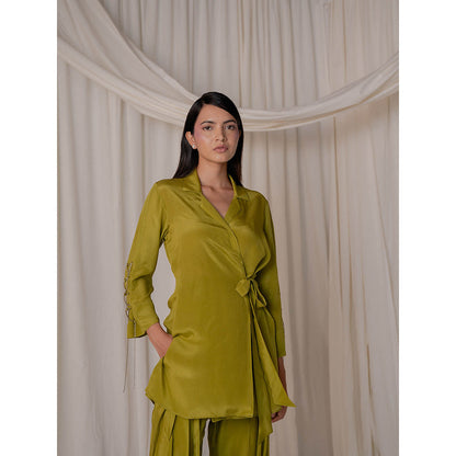 The Burnt Toast Green Criss Cross Sleeve Top