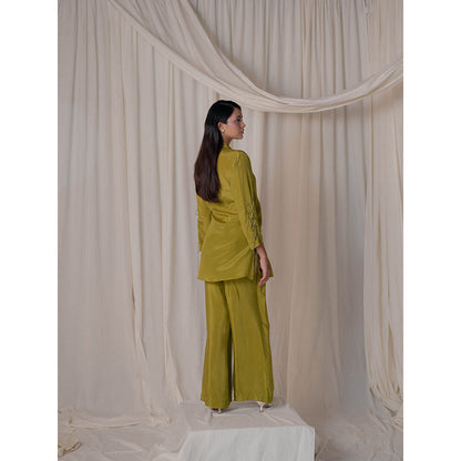 The Burnt Toast Green Criss Cross Sleeve Top