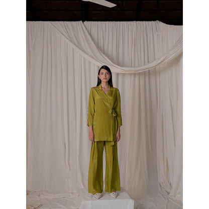 The Burnt Toast Green Criss Cross Sleeve Top