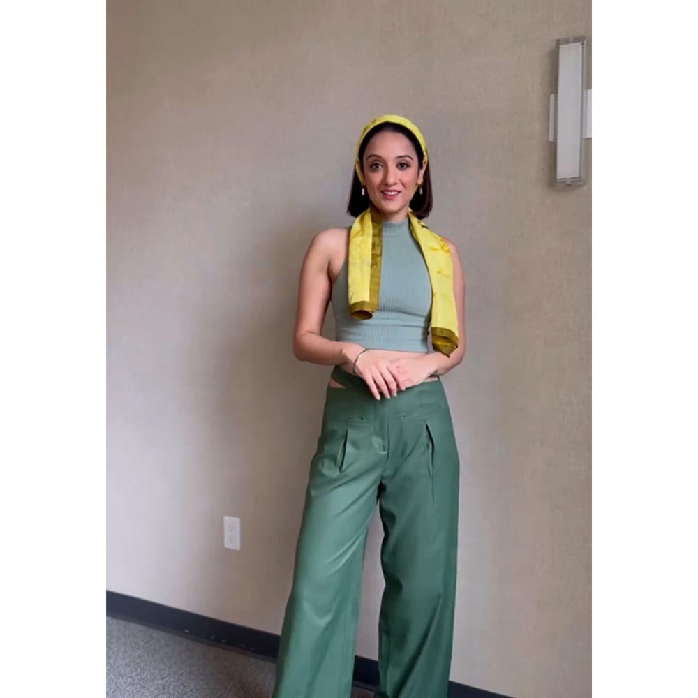 Thee Modern Roots Women Monkeying Around Silk Stole Yellow