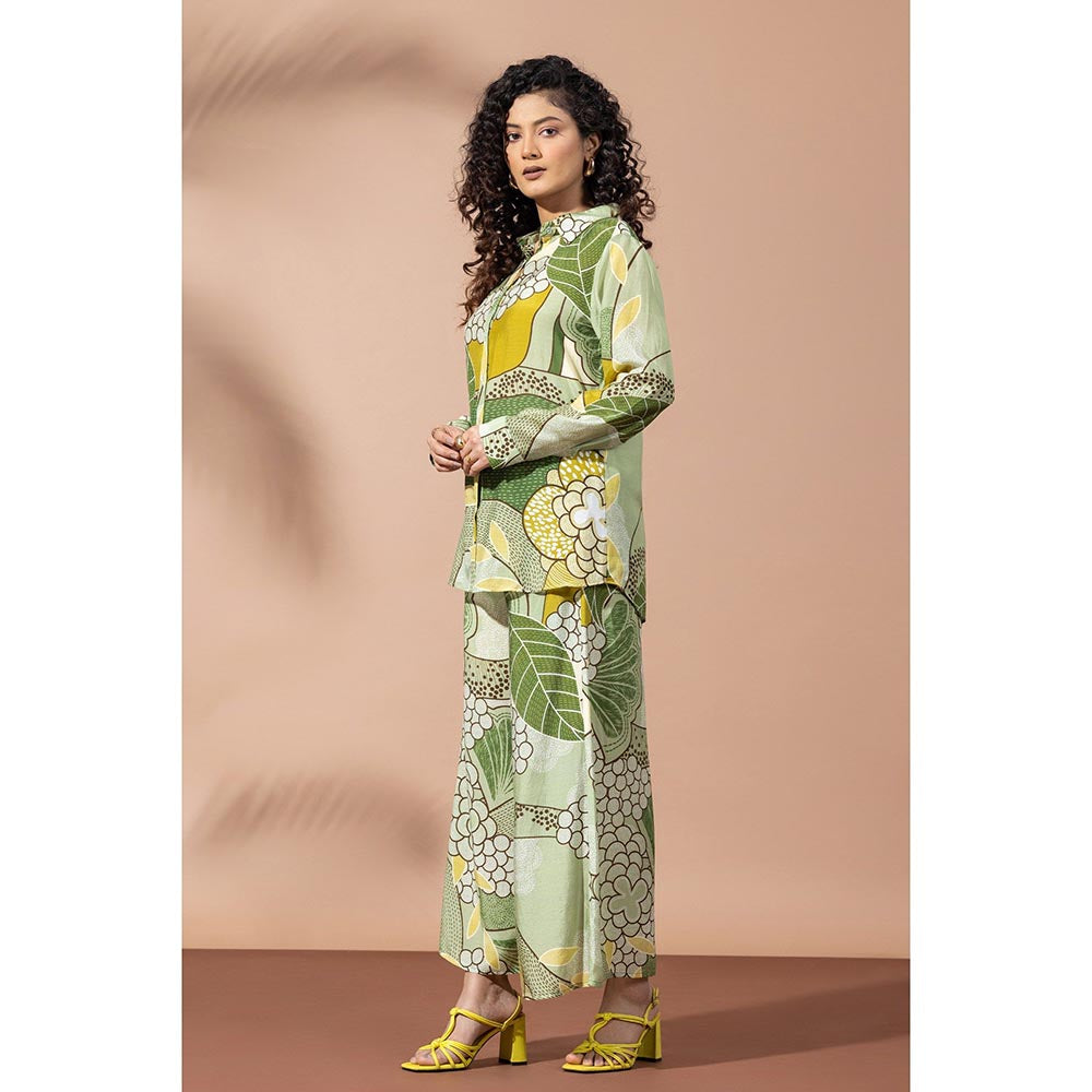 Thee Modern Roots Green Blossom Shirt