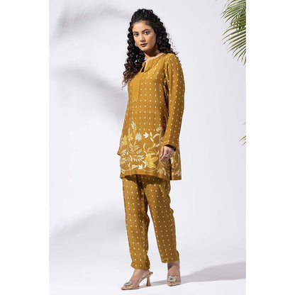 Thee Modern Roots Brown Earthy Bloom Floral Print Co-Ord (Set of 2)