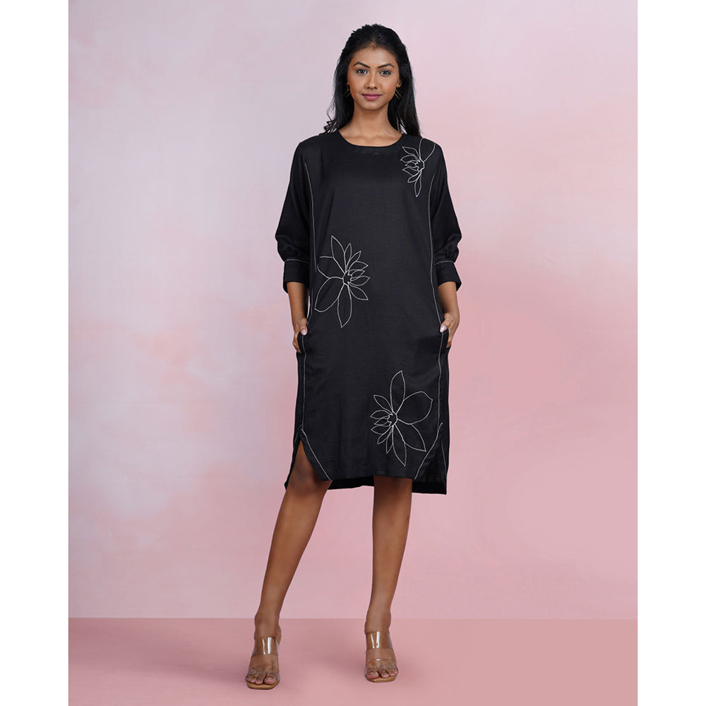 The House of Hemp Shadow Stitch Dress