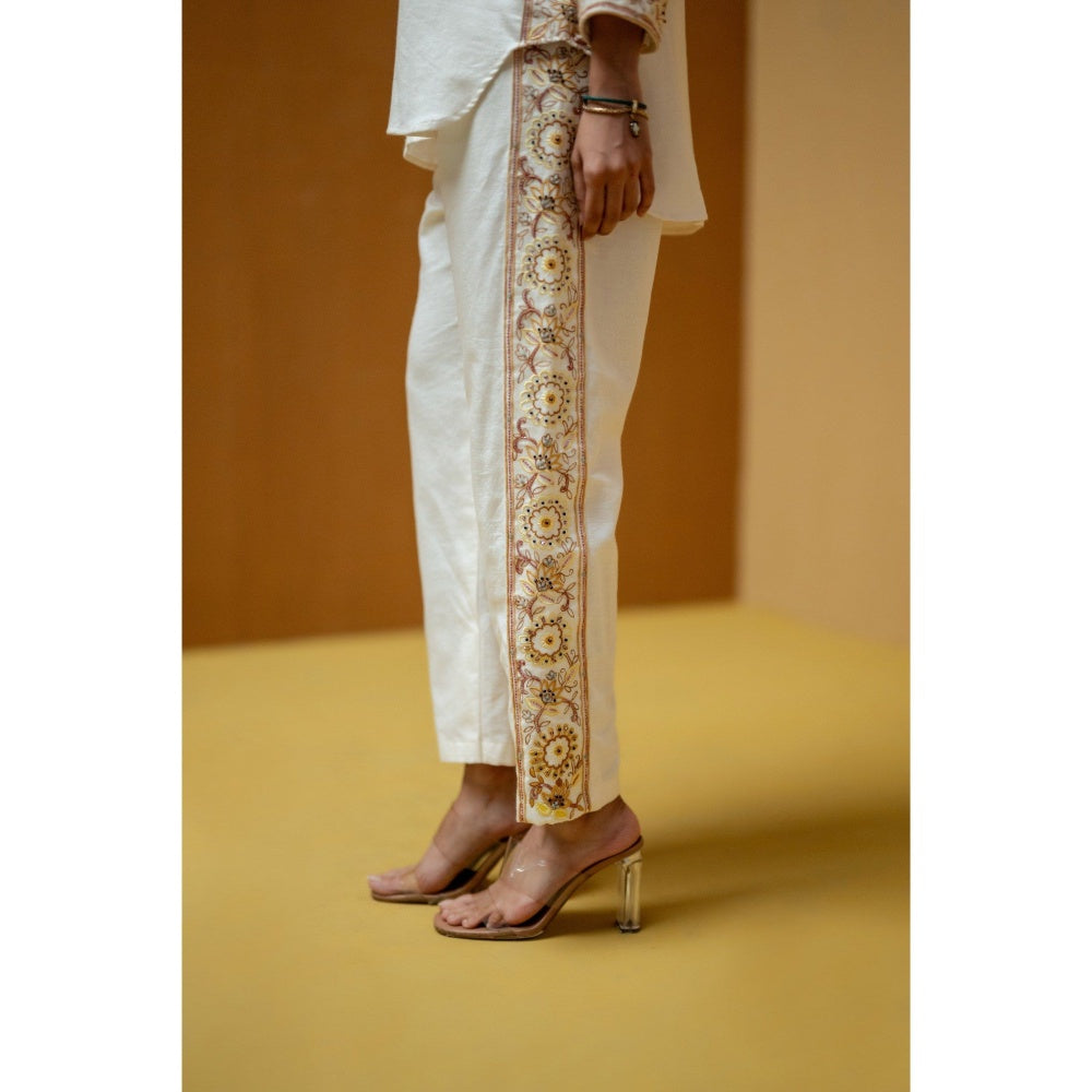 The House of Hemp Ivory Taruja Co-Ord Set