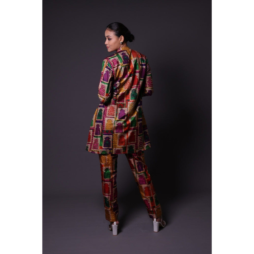 THETAA Multi-Colour Pintuck Kurta with Pant (Set of 2)