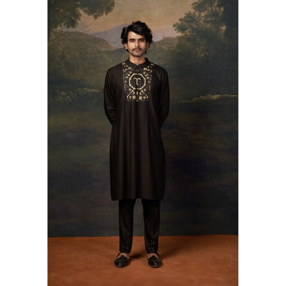 THETAA Men Black Hand-Embroidered Kurta with Pyjama