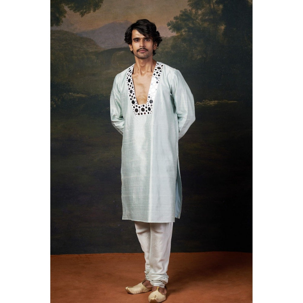 THETAA Men Blue Embellished Mirror Work Kurta with Churidar