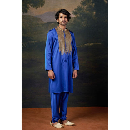 THETAA Men Royal Blue Antique Hand-Embroidered Kurta with Churidar