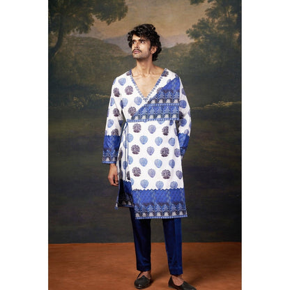 THETAA Men White Printed Kurta with Pyjama