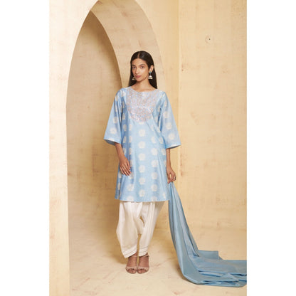 THETAA Womens Blue Floral Print Gota Work Kurta and Salwar