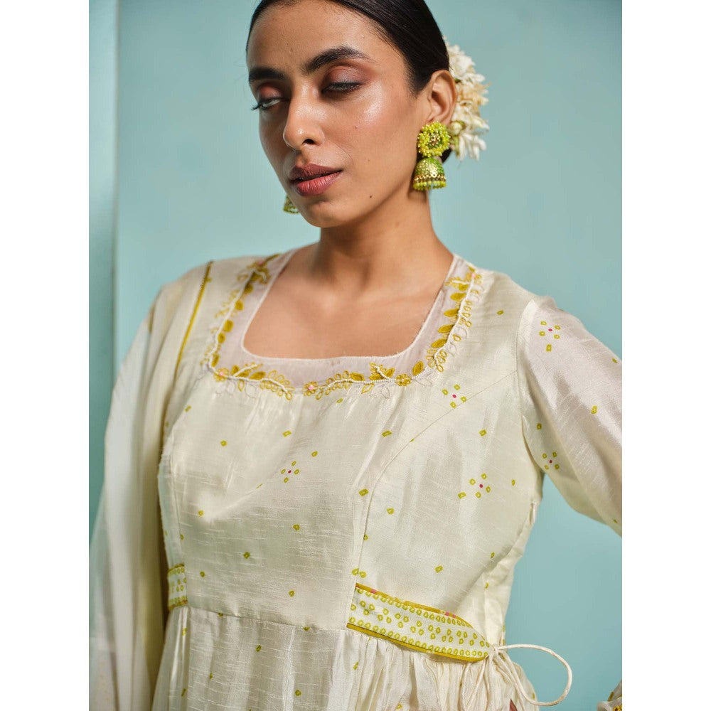 The Clothing Therapy Ivory Square Neck Kurta with Pant and Dupatta (Set of 3)